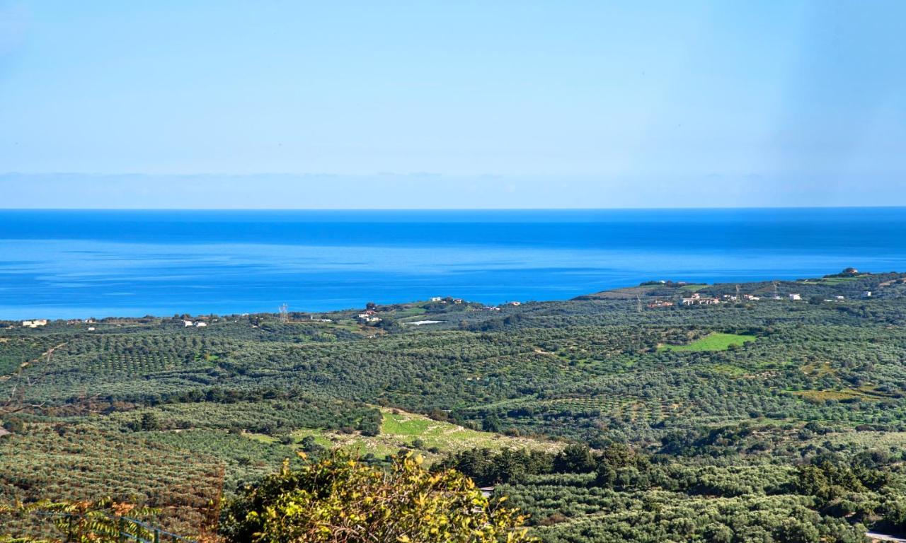 Cretan Sunny Villa Kournás المظهر الخارجي الصورة