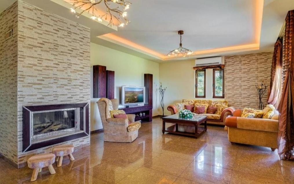 Cretan Sunny Villa Kournás المظهر الخارجي الصورة